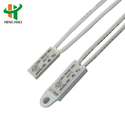 NC NINGÚN protector termal del interruptor bimetálico de la temperatura del estuche de plástico 250V 2A